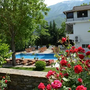 Hotel Aroma, Permet